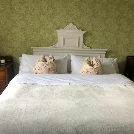 La Pommeraie Champsecret, Lower Normandy 4*