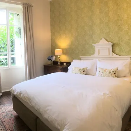 La Pommeraie Champsecret, Lower Normandy * Champsecret