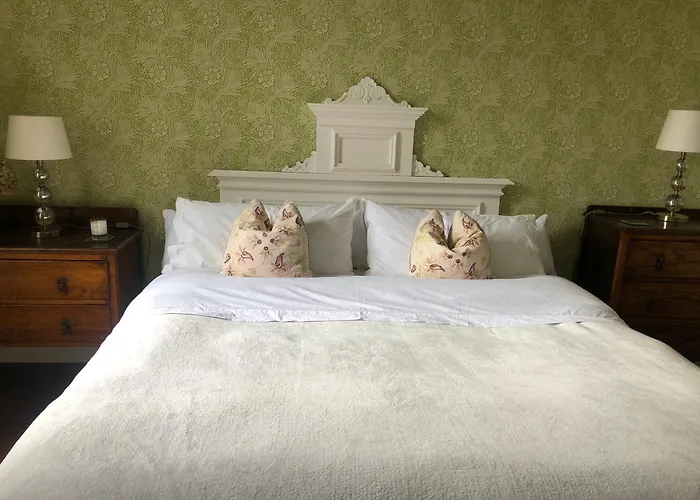 La Pommeraie Champsecret, Lower Normandy 4*